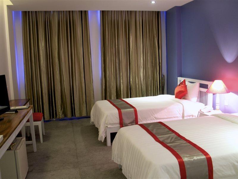 The Frangipani Royal Palace Hotel Phnom Penh Dış mekan fotoğraf